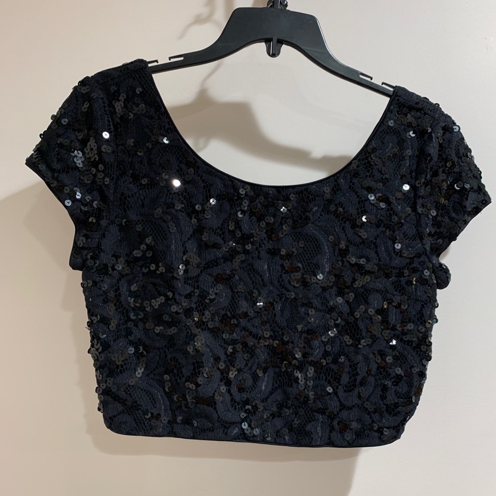 Express size small crop top